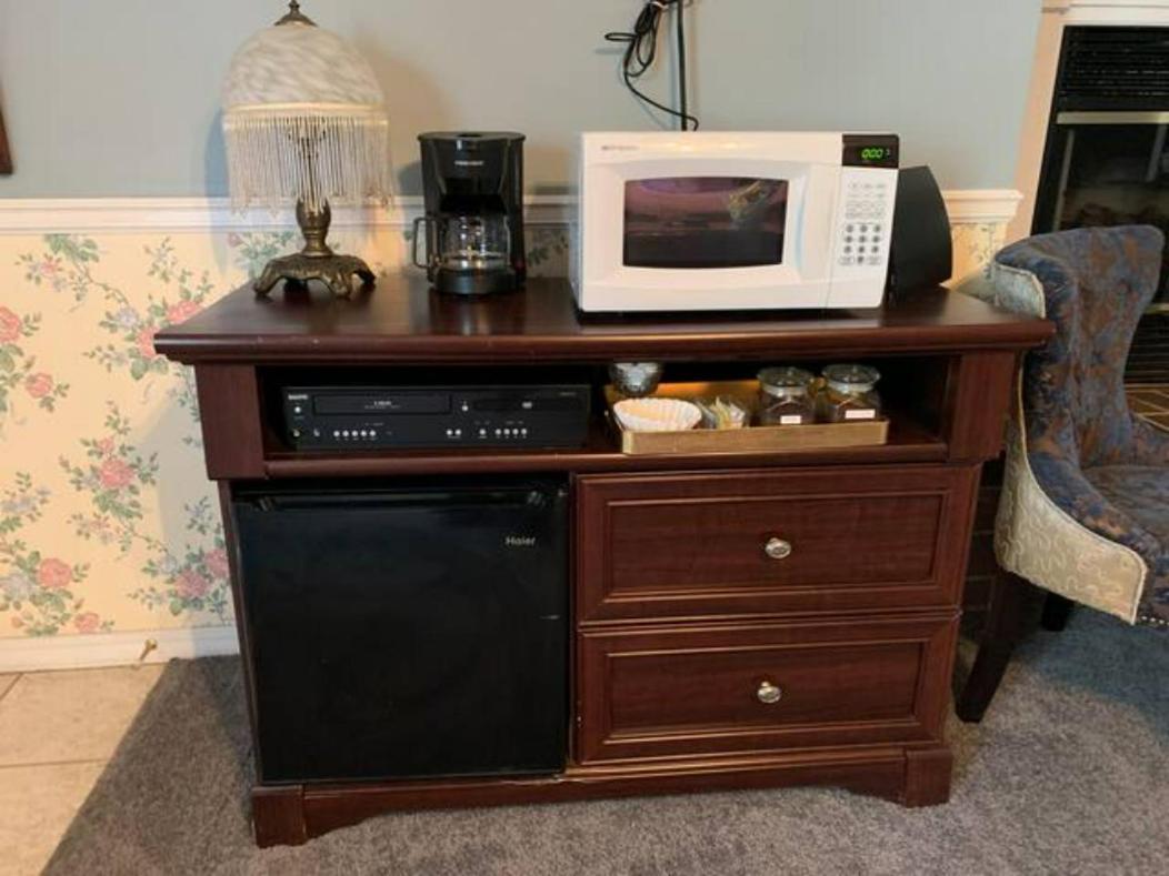 Dickey House Bed And Breakfast Marshfield ภายนอก รูปภาพ